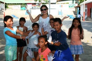 One of The Barrio Planta Project art classes